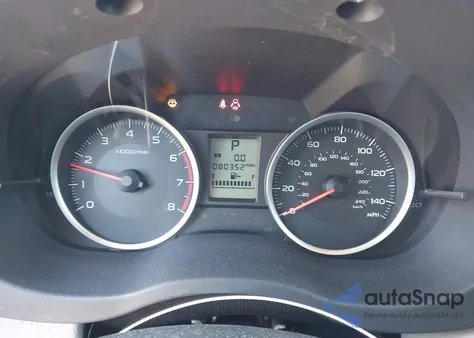 2014 Subaru Forester 2.5I Premium z USA, uszkodzony, nr VIN JF2SJAEC1EH544581